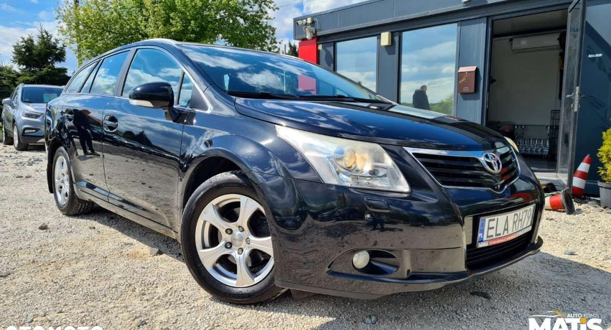 Toyota Avensis cena 27900 przebieg: 255000, rok produkcji 2009 z Radziejów małe 781